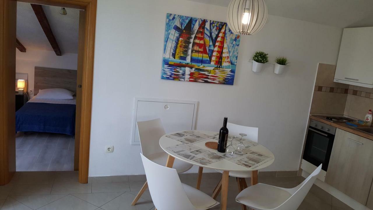 Apartments Crikvenica Eksteriør billede