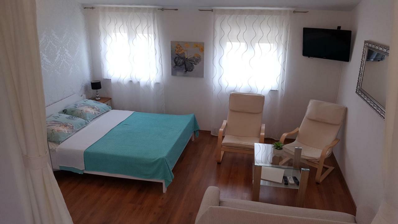 Apartments Crikvenica Eksteriør billede